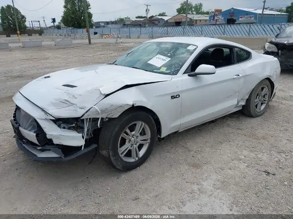 1FA6P8TH7J5173983 2018 FORD MUSTANG - Image 2