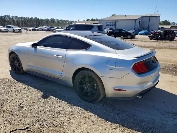 1FA6P8TH7K5163133 2019 FORD MUSTANG - Image 2