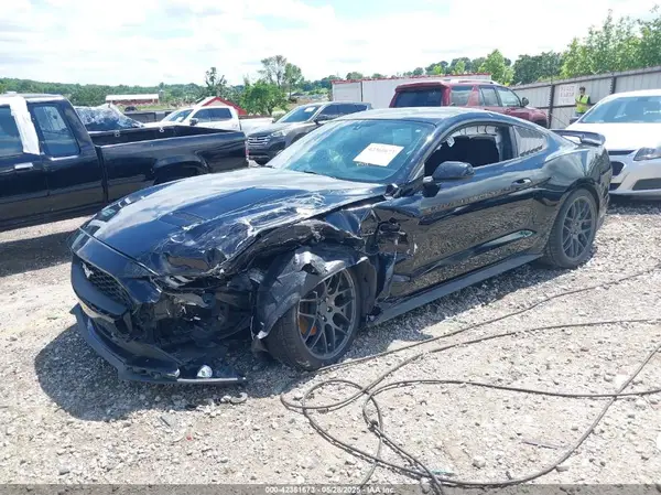 1FA6P8TH7L5158077 2020 FORD MUSTANG - Image 2