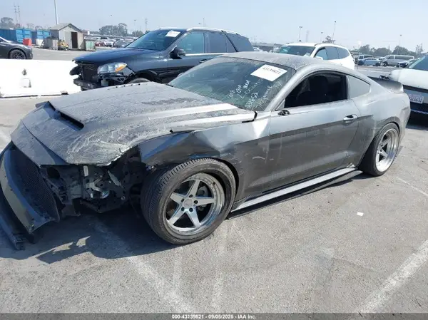 1FA6P8TH7L5176854 2020 FORD MUSTANG - Image 2