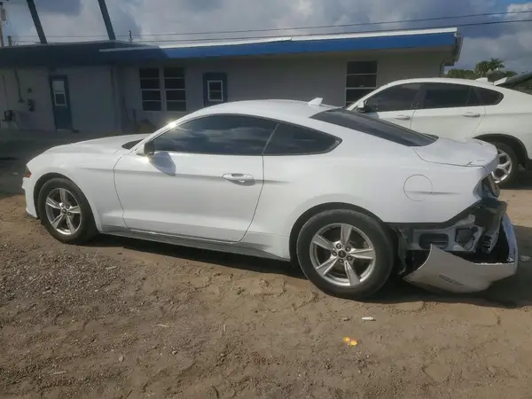 1FA6P8TH7M5135674 2021 FORD MUSTANG - Image 2