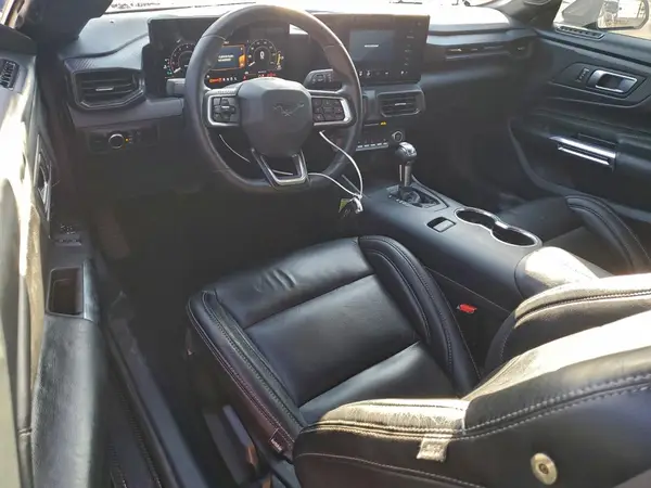 1FA6P8TH7R5118042 2024 FORD MUSTANG - Image 8