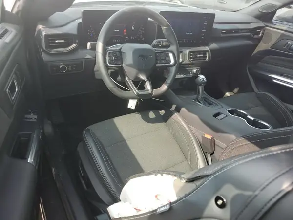 1FA6P8TH7S5109198 2025 FORD MUSTANG - Image 8
