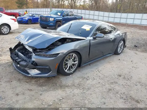 1FA6P8TH7S5120945 2025 FORD MUSTANG - Image 2