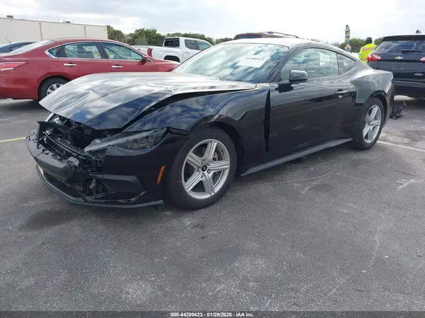 1FA6P8TH7T5109557 2026 FORD MUSTANG - Image 2