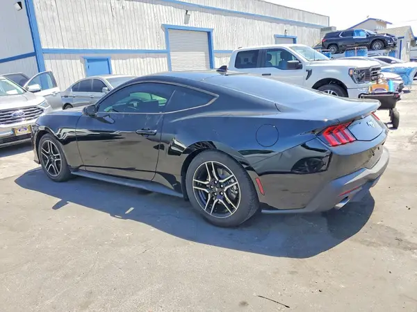 1FA6P8TH7T5109610 2026 FORD MUSTANG - Image 2