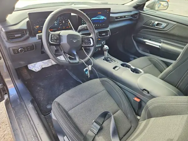 1FA6P8TH7T5112992 2026 FORD MUSTANG - Image 8