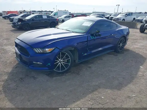 1FA6P8TH8G5260168 2016 FORD MUSTANG - Image 2