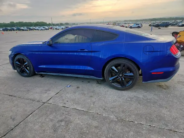 1FA6P8TH8G5302452 2016 FORD MUSTANG - Image 2