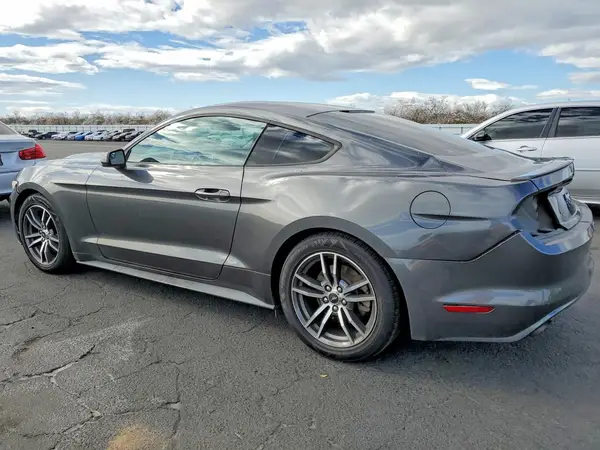 1FA6P8TH8G5323740 2016 FORD MUSTANG - Image 2