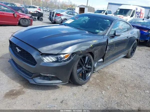 1FA6P8TH8G5325813 2016 FORD MUSTANG - Image 2