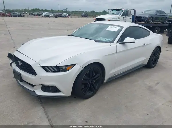 1FA6P8TH8H5249916 2017 FORD MUSTANG - Image 2