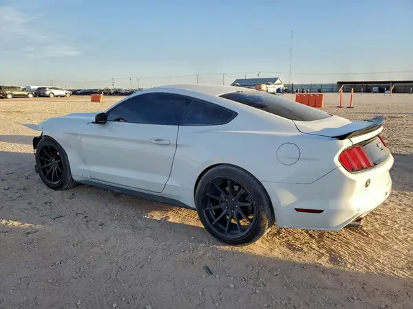 1FA6P8TH8H5305224 2017 FORD MUSTANG - Image 2