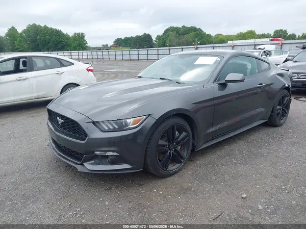 1FA6P8TH8H5335033 2017 FORD MUSTANG - Image 2