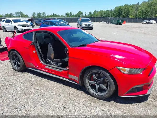 1FA6P8TH8H5343102 2017 FORD MUSTANG - Image 1