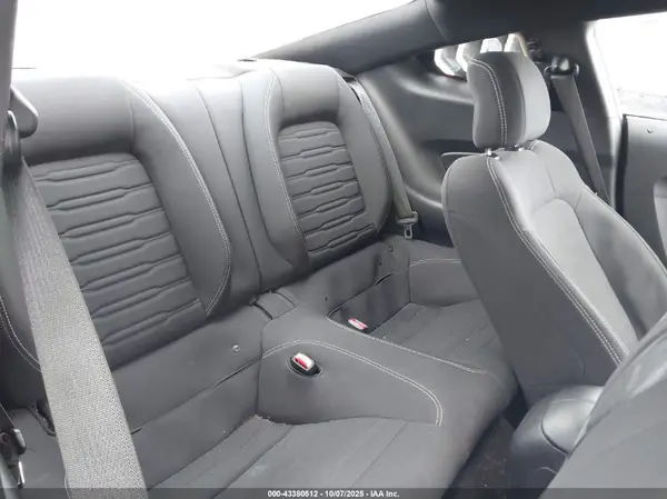 1FA6P8TH8H5358215 2017 FORD MUSTANG - Image 8