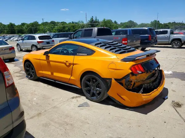 1FA6P8TH8J5112769 2018 FORD MUSTANG - Image 2