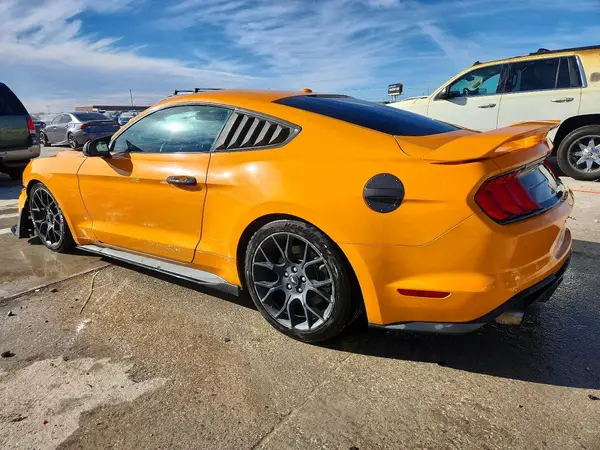 1FA6P8TH8J5119950 2018 FORD MUSTANG - Image 2