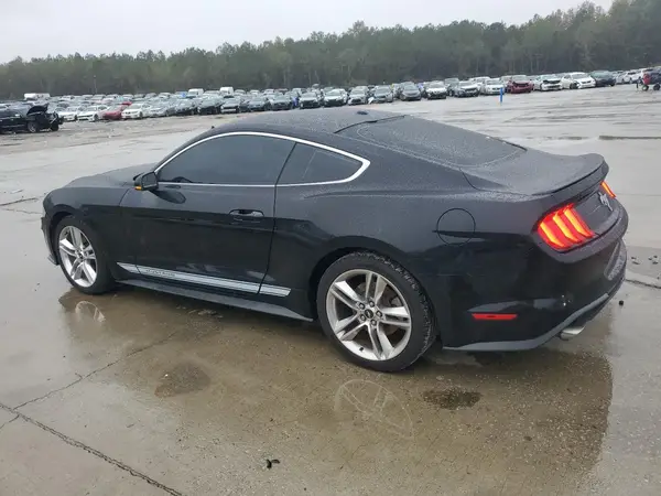 1FA6P8TH8J5126249 2018 FORD MUSTANG - Image 2