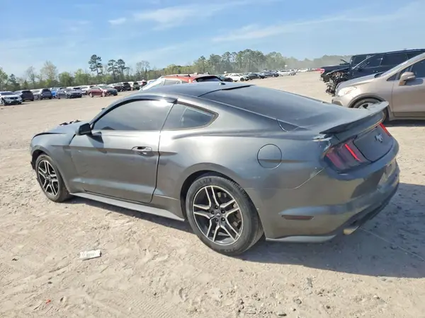 1FA6P8TH8J5135615 2018 FORD MUSTANG - Image 2