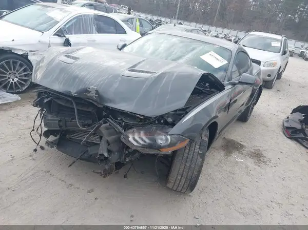 1FA6P8TH8J5153631 2018 FORD MUSTANG - Image 2