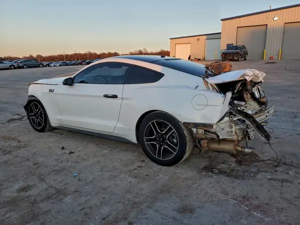 1FA6P8TH8J5156142 2018 FORD MUSTANG - Image 2