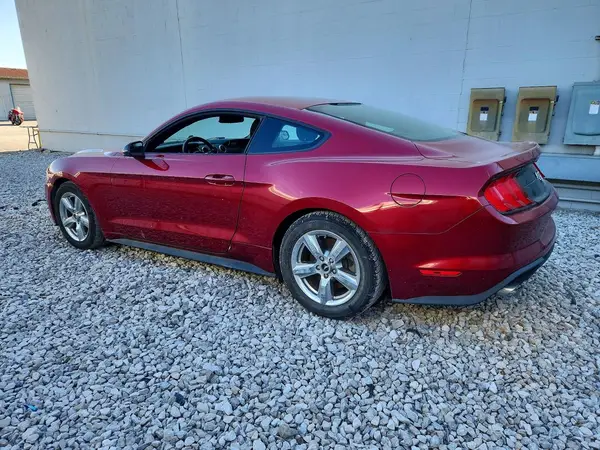1FA6P8TH8J5158733 2018 FORD MUSTANG - Image 2