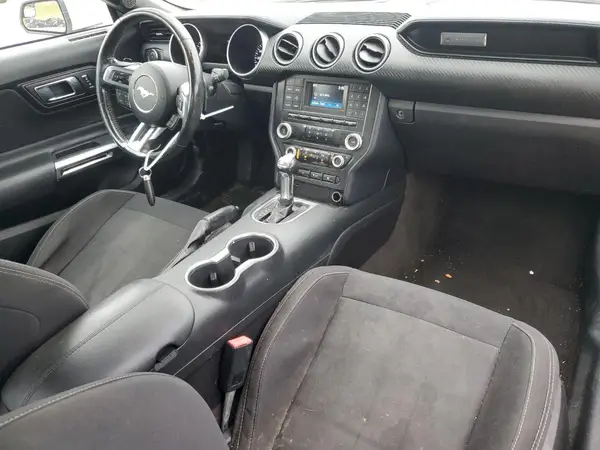 1FA6P8TH8J5179405 2018 FORD MUSTANG - Image 8