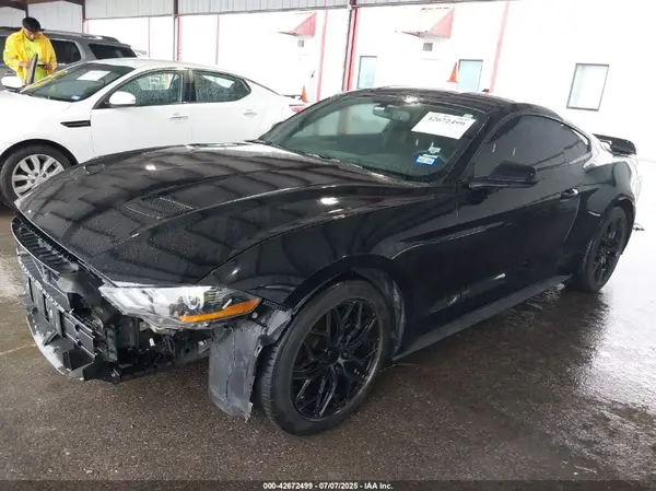 1FA6P8TH8L5171114 2020 FORD MUSTANG - Image 2