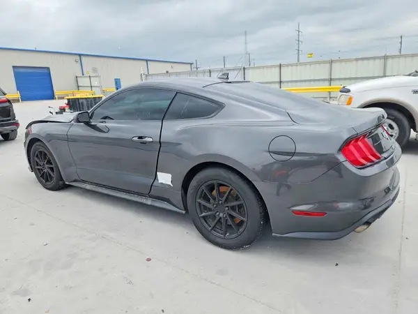 1FA6P8TH8L5178645 2020 FORD MUSTANG - Image 2