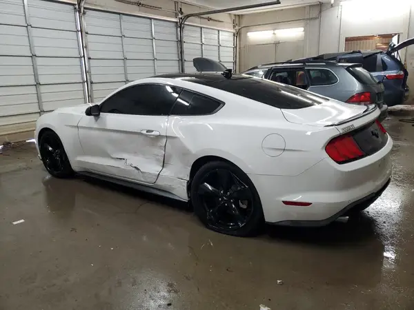 1FA6P8TH8M5121704 2021 FORD MUSTANG - Image 2