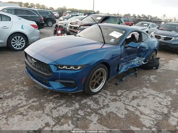 1FA6P8TH8R5136100 2024 FORD MUSTANG - Image 2