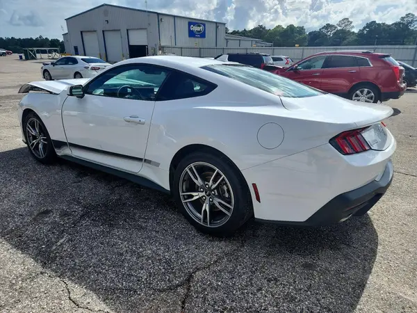 1FA6P8TH8S5110053 2025 FORD MUSTANG - Image 2