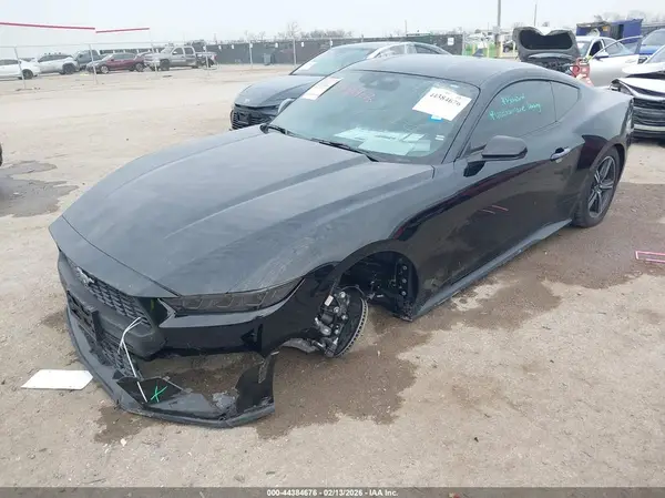 1FA6P8TH8S5124194 2025 FORD MUSTANG - Image 2