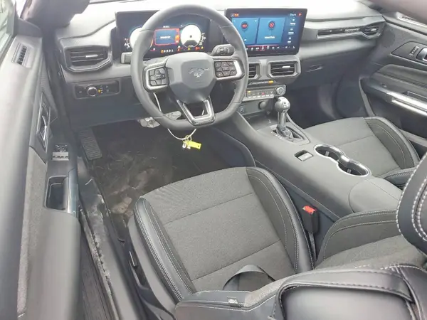 1FA6P8TH8S5128018 2025 FORD MUSTANG - Image 8