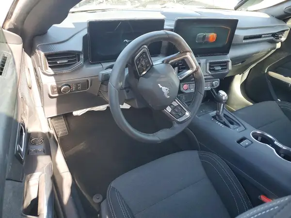 1FA6P8TH8S5130402 2025 FORD MUSTANG - Image 8
