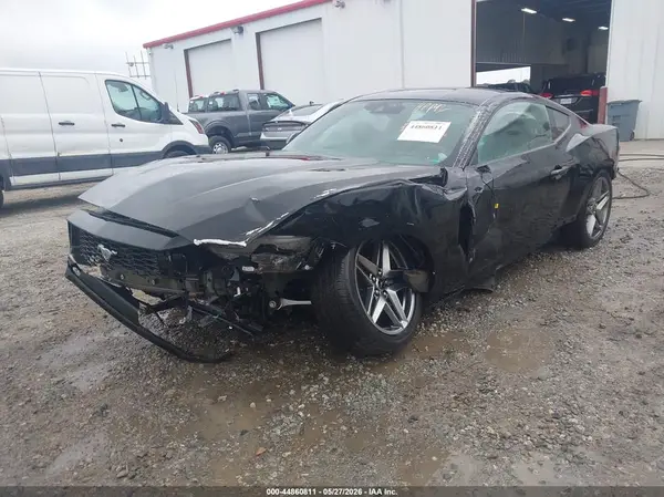 1FA6P8TH8S5132117 2025 FORD MUSTANG - Image 2
