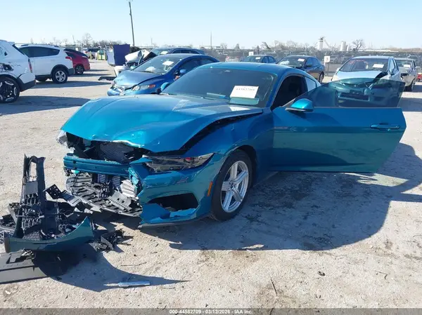 1FA6P8TH8T5101435 2026 FORD MUSTANG - Image 2
