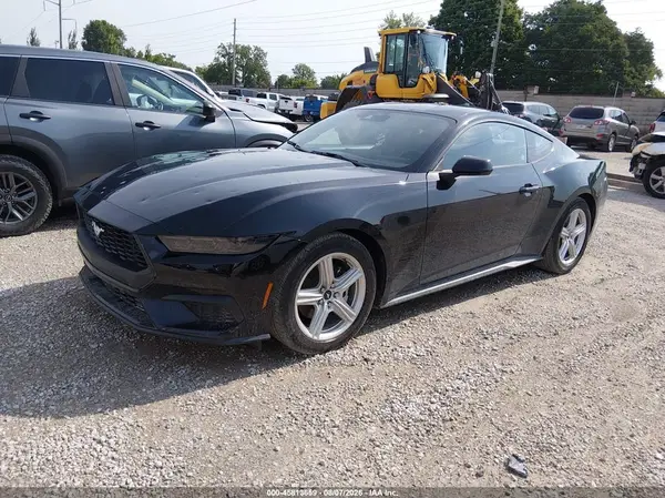 1FA6P8TH8T5106022 2026 FORD MUSTANG - Image 2