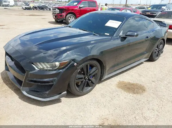 1FA6P8TH9G5206569 2016 FORD MUSTANG - Image 2