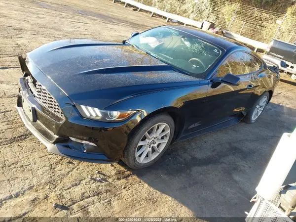 1FA6P8TH9G5215837 2016 FORD MUSTANG - Image 2