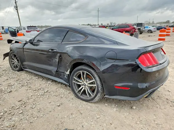 1FA6P8TH9G5228376 2016 FORD MUSTANG - Image 2