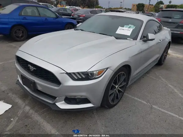 1FA6P8TH9G5252810 2016 FORD MUSTANG - Image 2