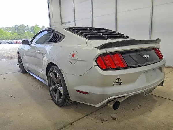 1FA6P8TH9G5259000 2016 FORD MUSTANG - Image 2