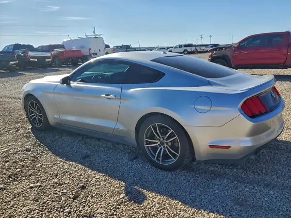 1FA6P8TH9G5281370 2016 FORD MUSTANG - Image 2