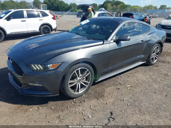 1FA6P8TH9H5205231 2017 FORD MUSTANG - Image 2