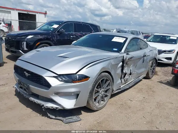 1FA6P8TH9J5128768 2018 FORD MUSTANG - Image 2