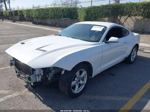 1FA6P8TH9J5129063 2018 FORD MUSTANG - Image 2