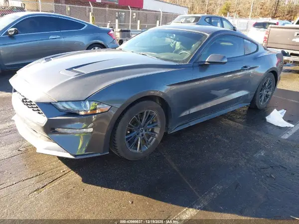 1FA6P8TH9J5158739 2018 FORD MUSTANG - Image 2