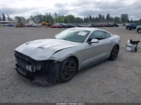 1FA6P8TH9J5167585 2018 FORD MUSTANG - Image 2